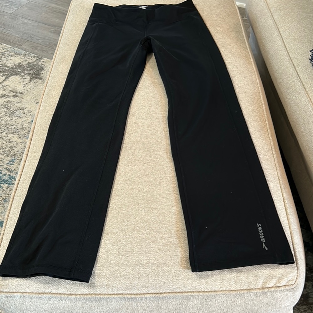 Brooks size Medium, wide leg yoga pants